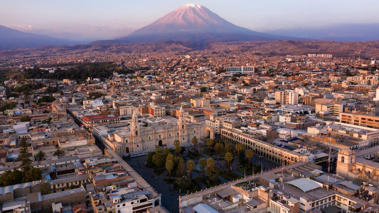Conversatorio: situación del delito de trata de personas en Arequipa y captación de víctimas de explotación sexual de niños, niñas y adolescentes en linea Lunes, 26 julio · 6:30 – 10:30pm Link: https://meet.google.com/ert-aatc-znk